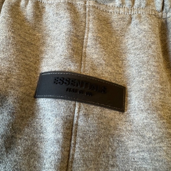 Essentials Fear of God - S22 Sweatpants - Dark Oatmeal - All Size - Picture 4 of 8